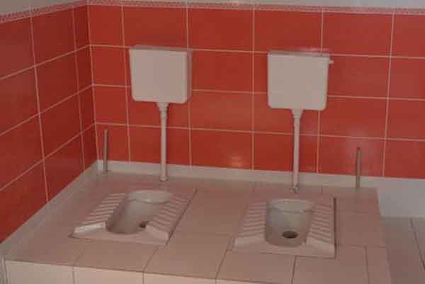 Мариуполь, школьный туалет, ремонт