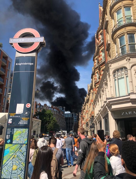 Лондон, отель, пожар, люди, пожар в Mandarin Oriental