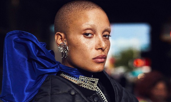 Адва Абоа, премия, мода, Донателла Версаче