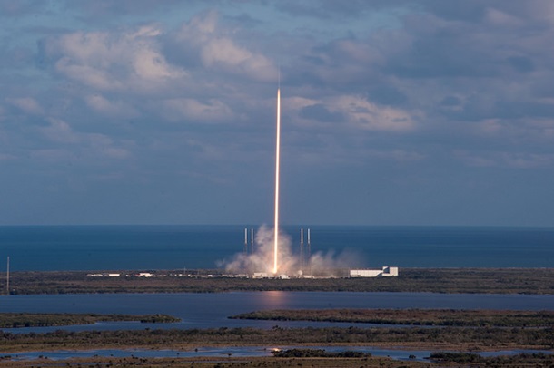 Ілон Маск, Falcon Heavy, ракета, розгінний блок