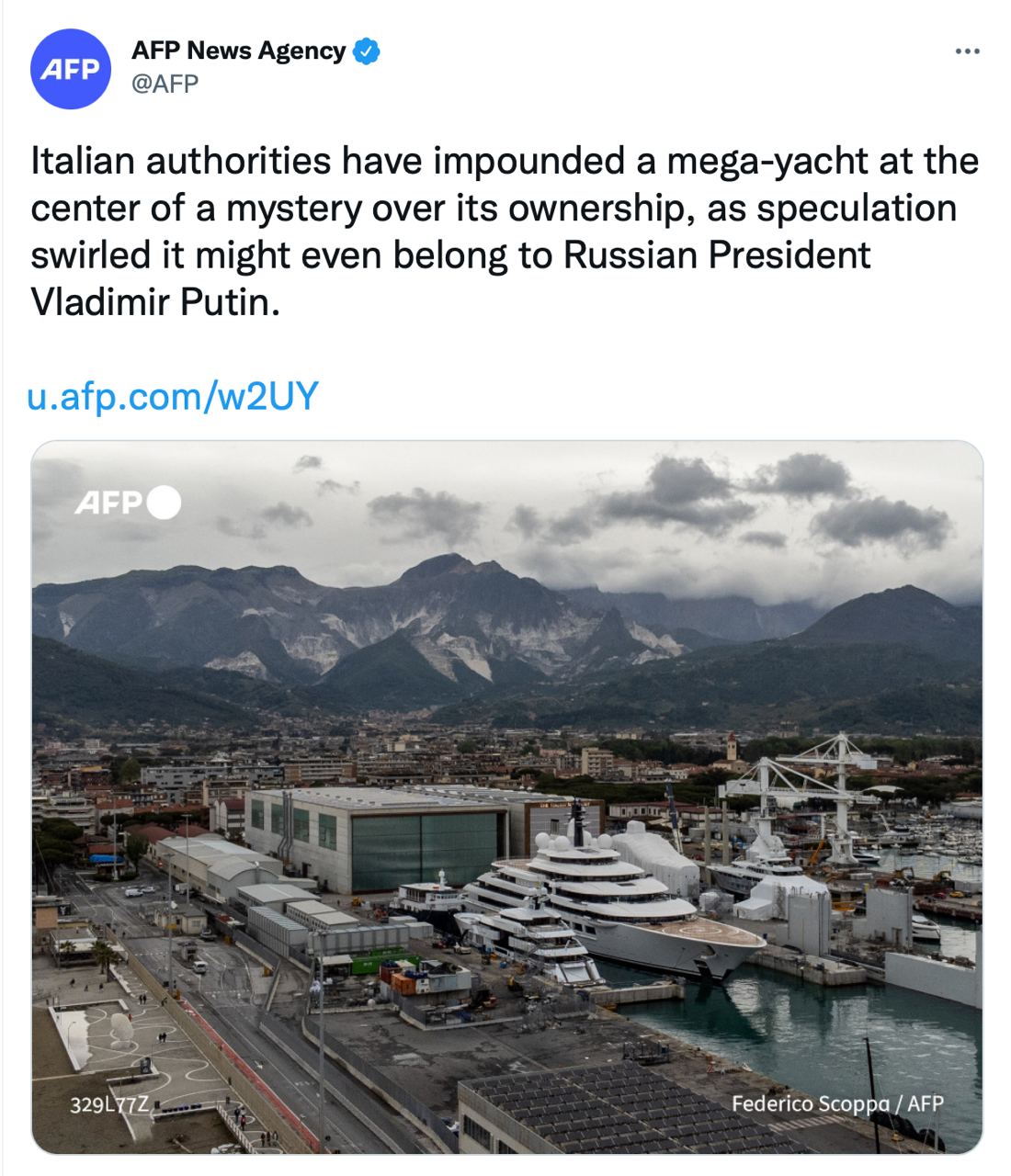 В Италии задержали яхту бункерного карлика