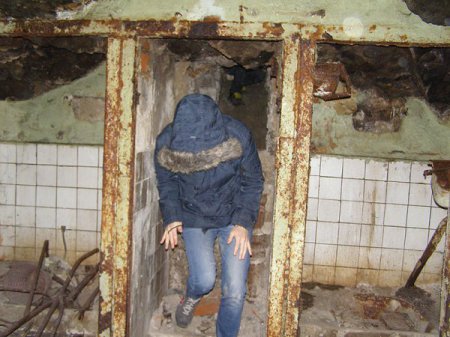 В Ужгороде местный житель наткнулся на подземелье с бесконечными подвалами и залами фото 5
