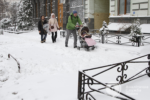Нежданный зимний снегопад. Снег в Киеве. Зима 2016 года. Фото 02