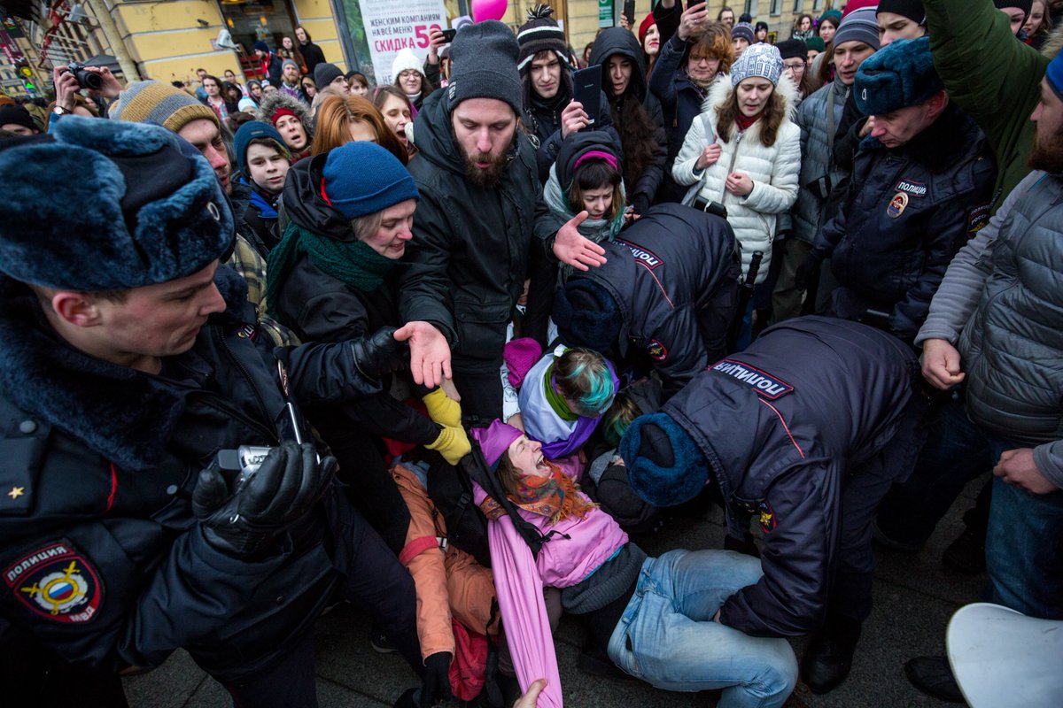 феминистки, Санкт-Петербург, Москва, активистки, полиция