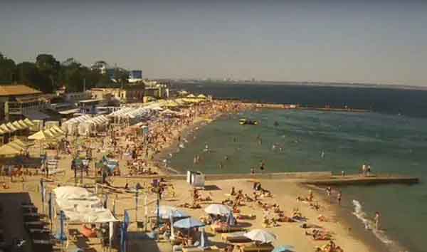 Курортний сезон, Одеса, Крим, відпочиваючі, пляжі