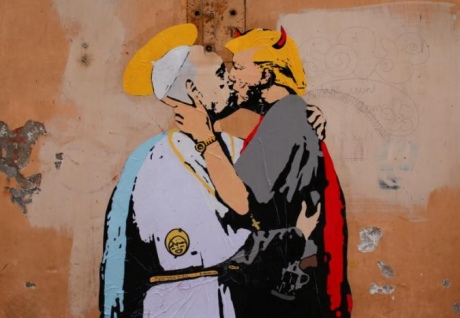 Ватикан, мурал, поцелуй, Трамп, Папа Римский