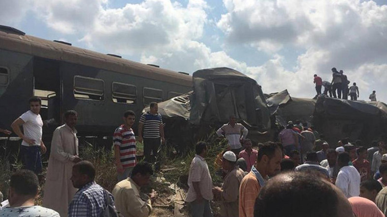поезд, авария, столкновение, Египет