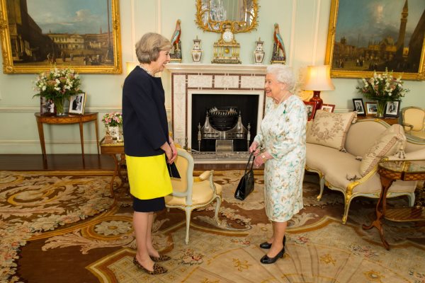 Тереза Мэй официально назначена новым премьер-министром Великобритании