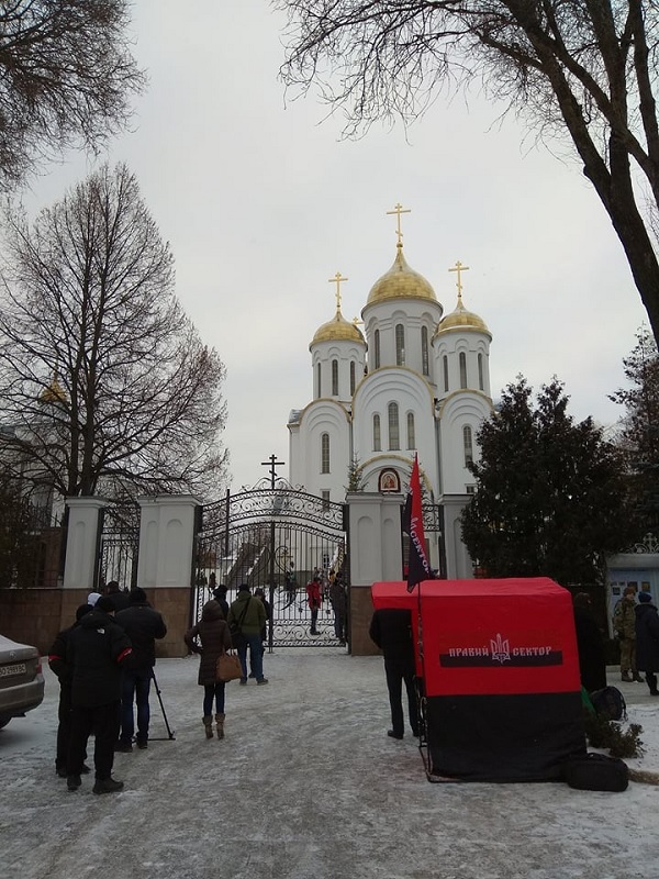 тернополь, собор, церковь, московский патриархат, попы, ребенок, флешмоб, правый сектор