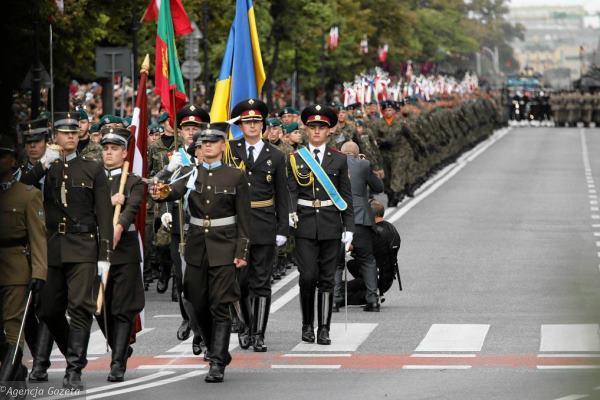 Украинцы приняли участие в параде в чейть Праздника Войска Польского