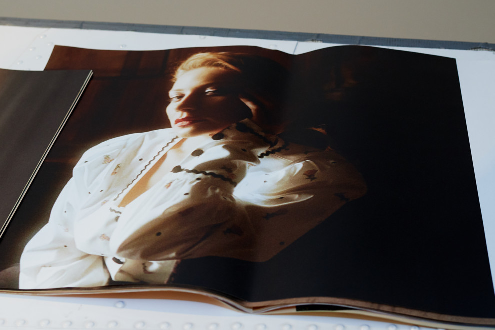 Тина Кароль, фотокнига, книга, фотограф, Париж, съемки, пленка, певица, артистка, Sanahunt Gallery