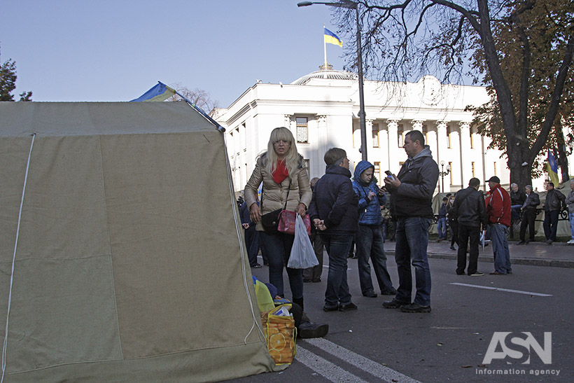 новости, украина, рада, палаточный городок, митингующие, ситуация, полиция