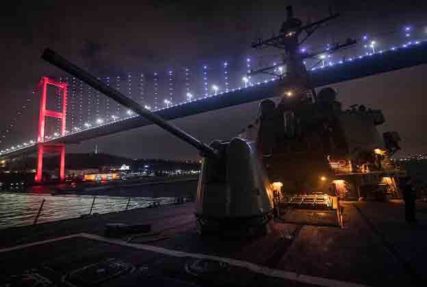 Черное море, эсминец USS Donald Cook, фото