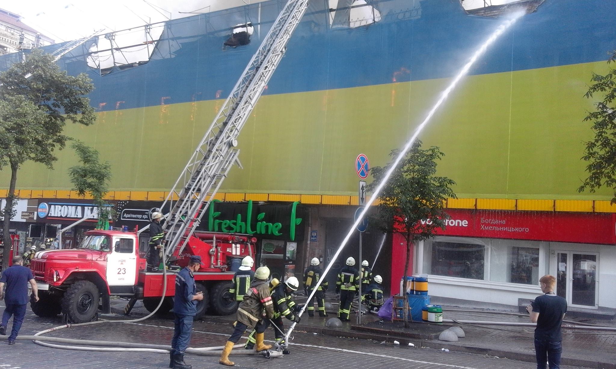 Крещатик, пожар, гастроном, Киев