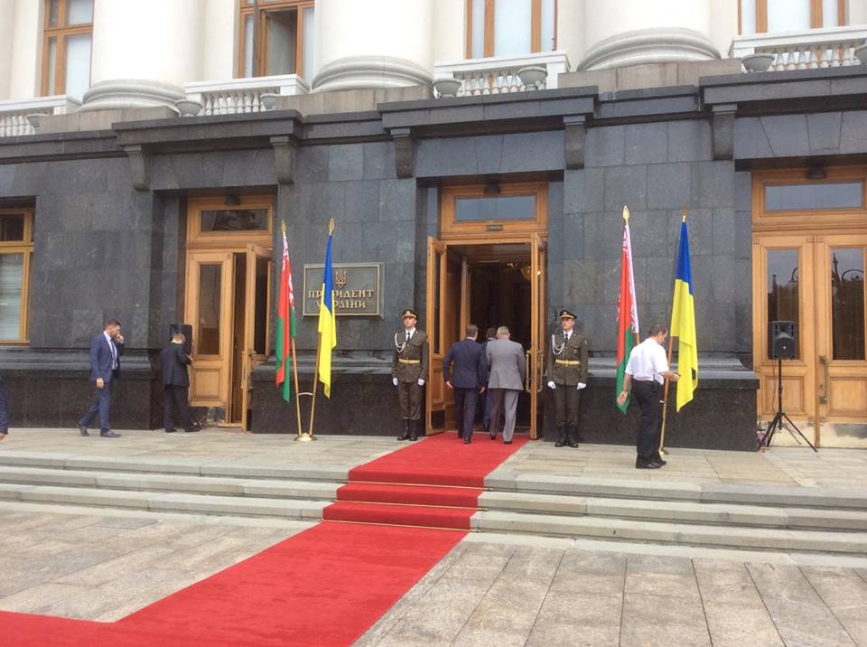 Петр Порошенко, Александр Лукашенко, встреча, Киев, Администрация президента, Беларусь, Украина