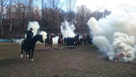 конная полиция, Русановская набережная, Солидарность, Киевсовет