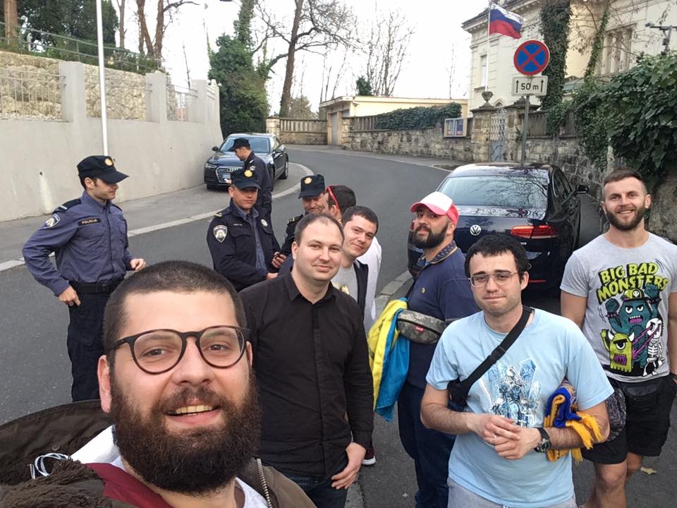 активисты, Украина, Россия, Хорватия, Загреб, акция протеста, посольство РФ