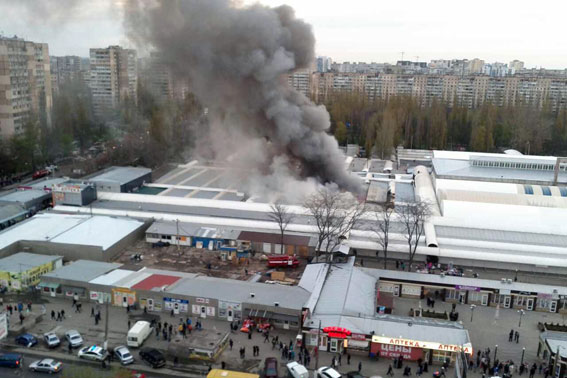 пожар, рынок, Одесса, полицейские, спасатели