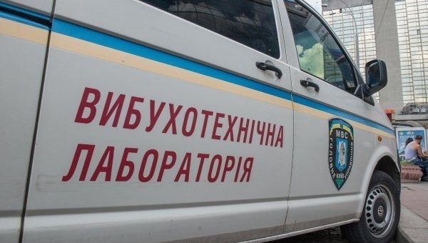 не нашли бомбу на избирательном участке в Хмельницкой области