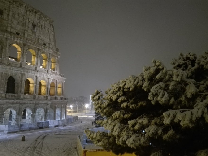 рим, италия, снегопад, мороз, снег, школы, детсад, столица, аномалия, природа, город