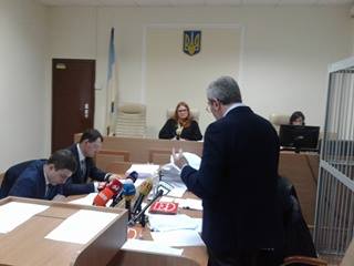 Александр Ефремов в Печерском суде Киева