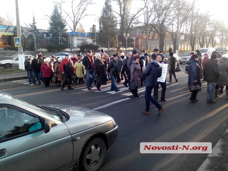 завод, николаев, трасса, одесса, дорога, долг, зарплата, полиция