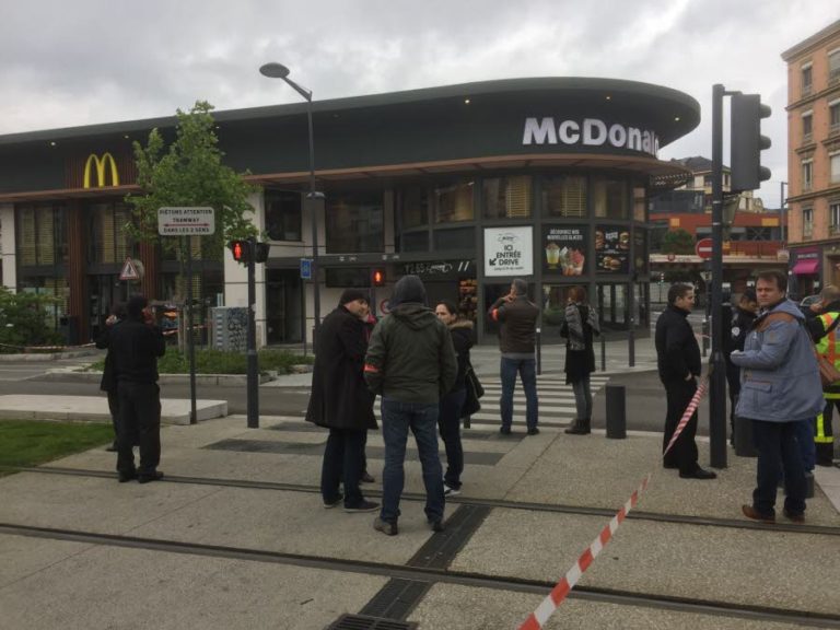 McDonald’s, взрыв, Франция, полиция