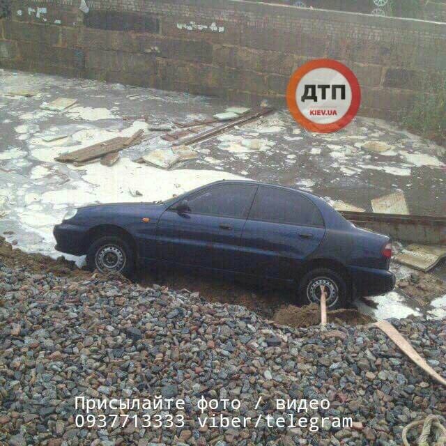 авария, Борщаговка, земля, дождь, автомобили, Киев