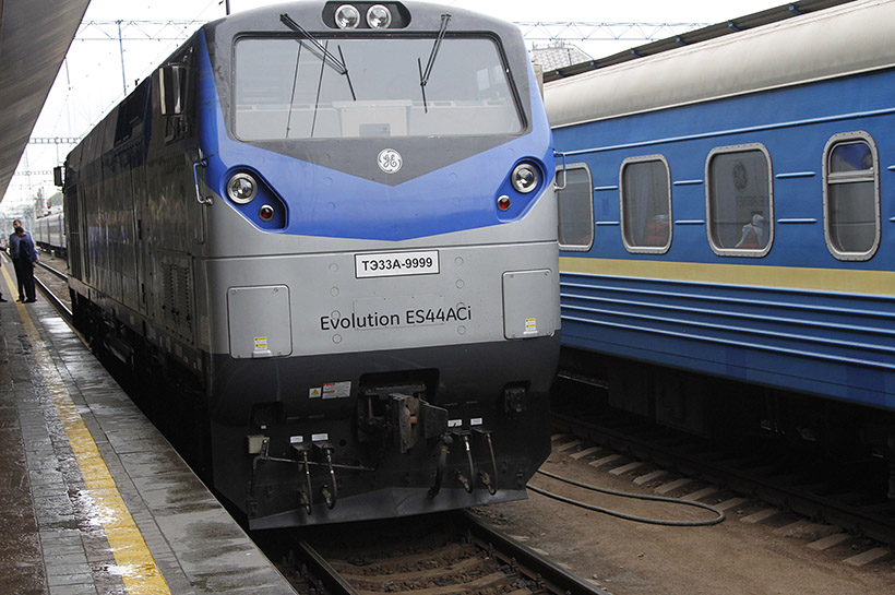  «Укрзализныця» показала самый экономный в мире локомотив