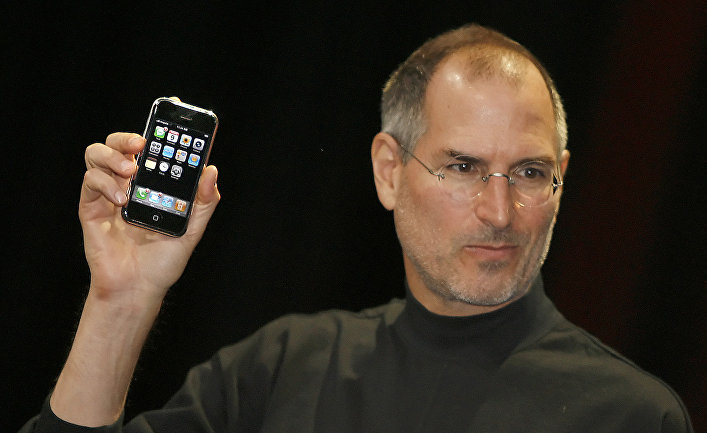 iPhone, Wi-Fi, Bluetooth, Apple, Стів Джобс, компанія, смартфон, мобільний телефон