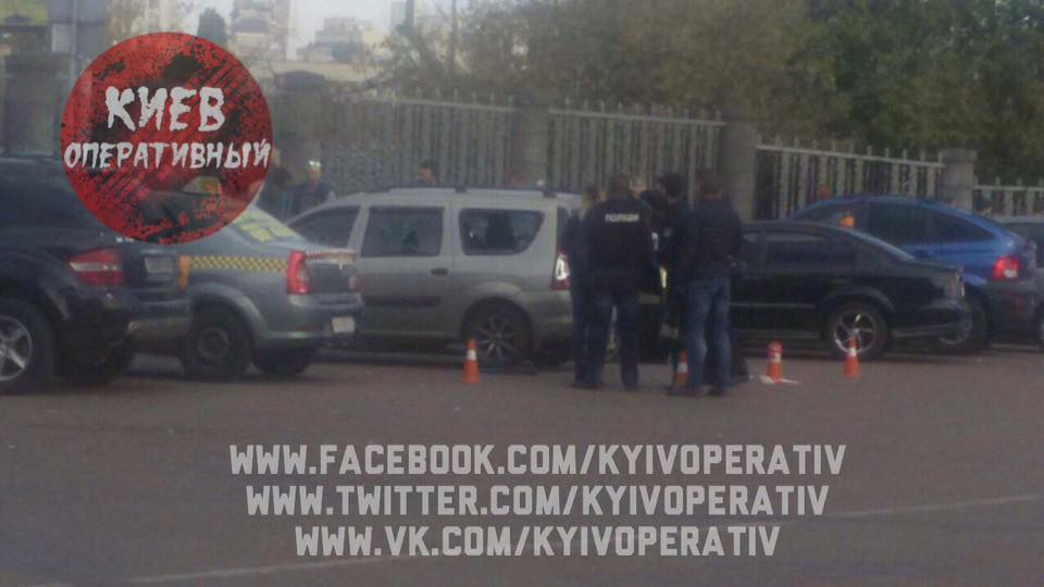 В Киеве расстреляли автомобиль