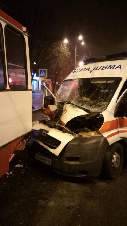 скорая помощь, Харьков, троллейбус, ДТП, авария, пострадавшие, госпитализация, больница
