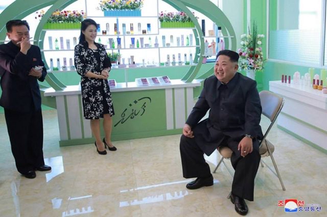 новости, кндр, северная корея, Ким Чен Ын, рецепты красота, женщины, фабрика